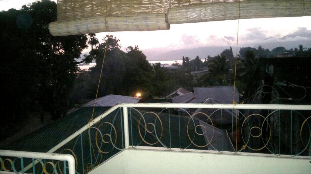 Jlc Hostel Puerto Princesa Exterior photo